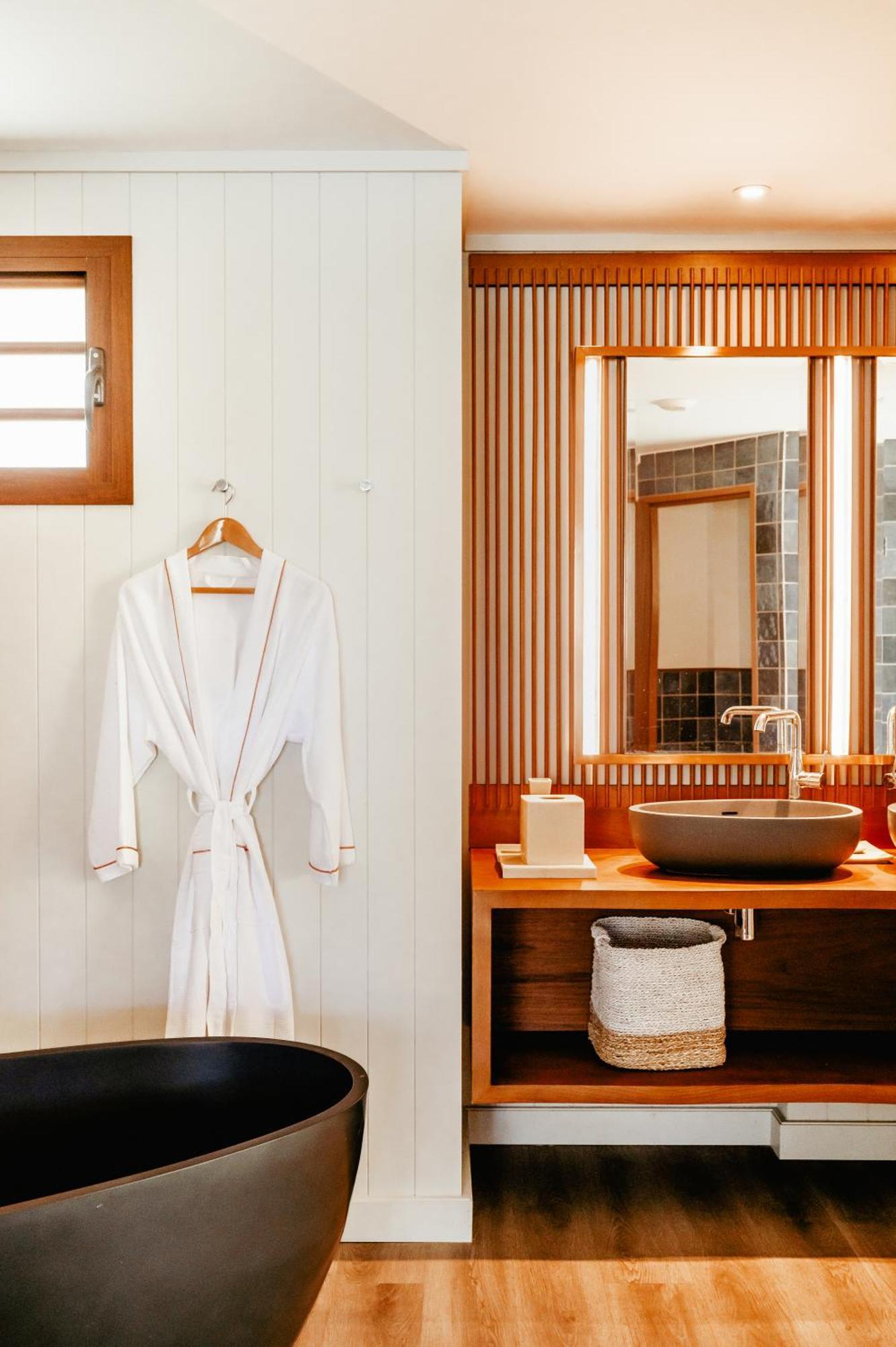 Intercontinental Lifou Wadra Bay Resort Akaouane Esterno foto